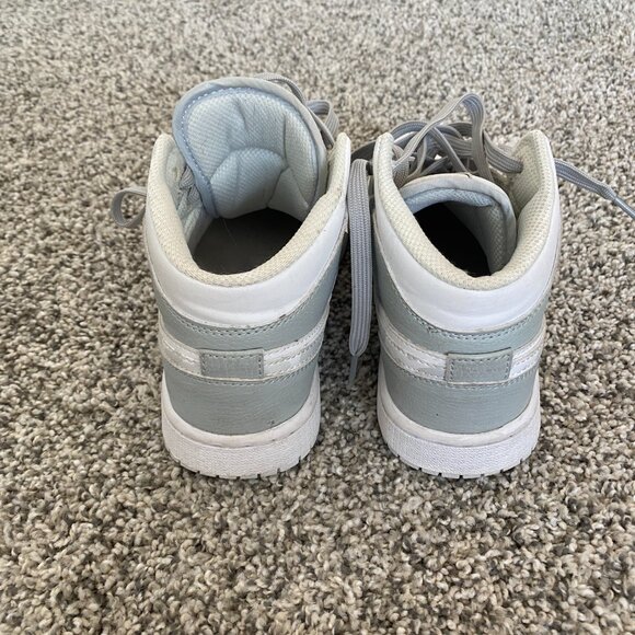 Nike Jordan 1 Mid Grey Camo - Picture 4 of 10